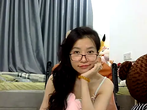 Snapshot of Cute_Ruby01 chatting on 12-29-24, 02:10 Cute Ruby01 online show from 12-29-24, 02:10
