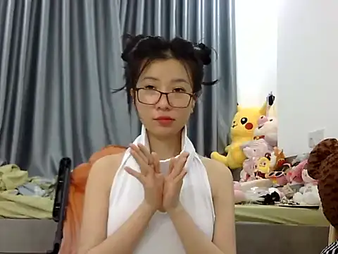 Snapshot of Cute_Ruby01 chatting on 03-18-25, 12:50 Cute Ruby01 online show from 03-18-25, 12:50