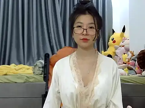 Snapshot of Cute_Ruby01 chatting on 12-16-24, 12:27 Cute Ruby01 online show from 12-16-24, 12:27