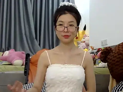 Snapshot of Cute_Ruby01 chatting on 12-03-24, 04:33 Cute Ruby01 online show from 12-03-24, 04:33