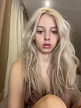 AnikaBest online show from 10-31-25, 03:03