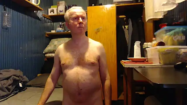 Snapshot of Vgy67Z95 chatting on 03-17-25, 04:22 Vgy67Z95 online show from 03-17-25, 04:22