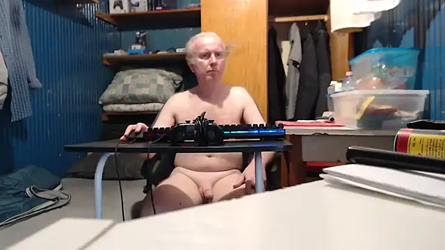 Snapshot of Vgy67Z95 chatting on 09-09-25, 04:27 Vgy67Z95 online show from 09-09-25, 04:27