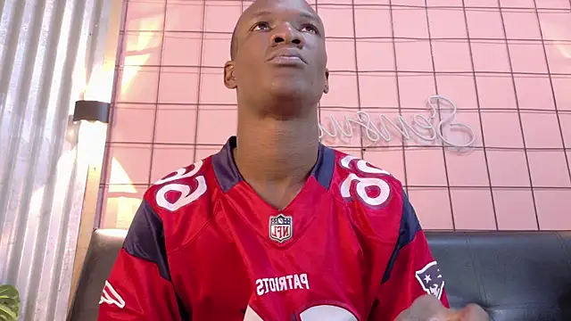 Snapshot of martin_killer chatting on 11-27-25, 01:17 martin killer online show from 11-27-25, 01:17