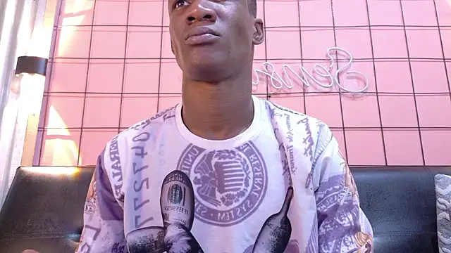 Snapshot of martin_killer chatting on 02-25-26, 01:17 martin killer online show from 02-25-26, 01:17