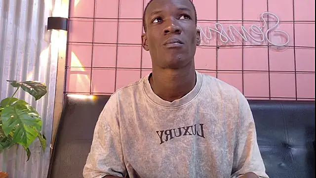 Snapshot of martin_killer chatting on 01-06-26, 01:20 martin killer online show from 01-06-26, 01:20