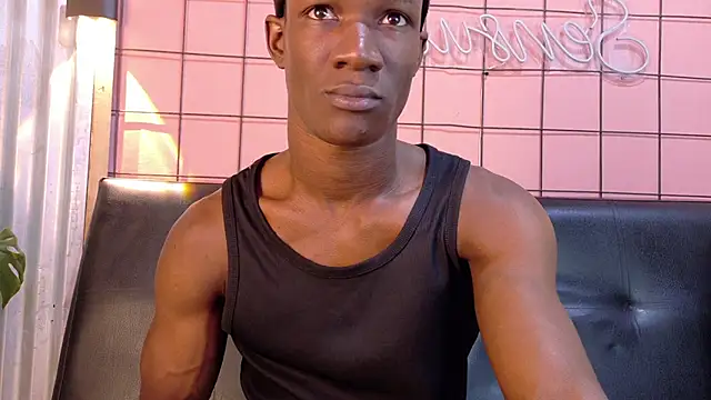 Snapshot of martin_killer chatting on 12-04-25, 01:26 martin killer online show from 12-04-25, 01:26