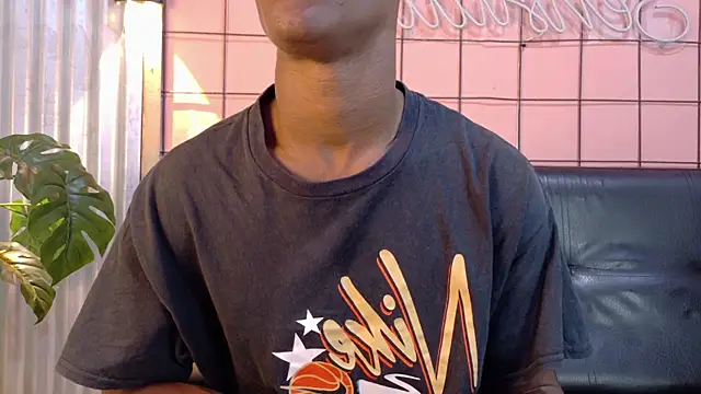 Snapshot of martin_killer chatting on 11-19-25, 01:27 martin killer online show from 11-19-25, 01:27