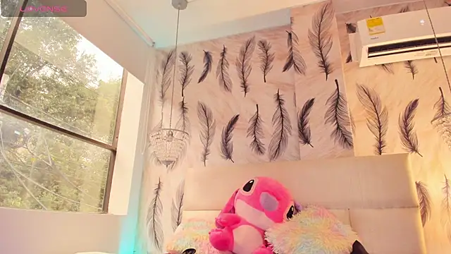 Vivi prinncess online show from 02-21-26, 09:50