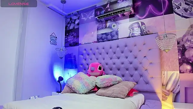 Vivi prinncess online show from 03-19-25, 02:27