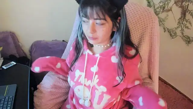 Sammysammy  online show from 10-06-25, 05:08