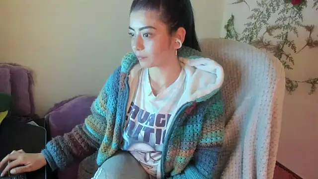 Sammysammy  online show from 10-31-25, 09:17