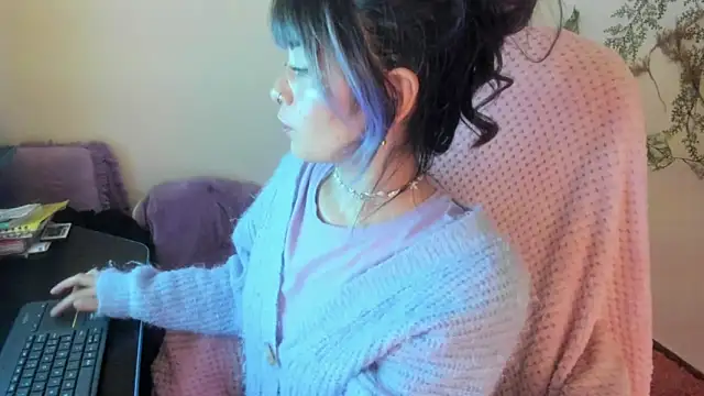 Sammysammy  online show from 10-10-25, 04:46