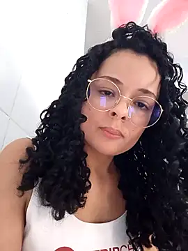 Snapshot of NinaSweet2 chatting on 04-04-26, 03:57 NinaSweet2 online show from 04-04-26, 03:57