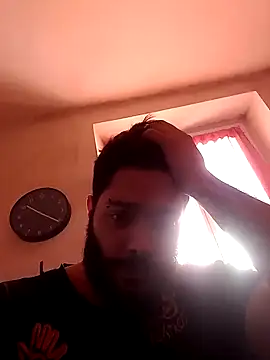 Snapshot of Lucarasta chatting on 02-14-25, 09:24 Lucarasta online show from 02-14-25, 09:24