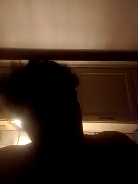 Snapshot of Lucarasta chatting on 11-15-25, 02:04 Lucarasta online show from 11-15-25, 02:04