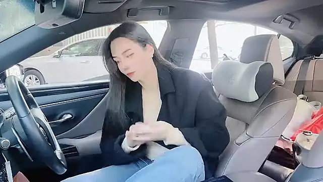 Snapshot of orla2021 chatting on 01-06-25, 03:42 orla2021 online show from 01-06-25, 03:42