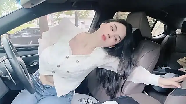 Snapshot of orla2021 chatting on 12-10-24, 12:50 orla2021 online show from 12-10-24, 12:50