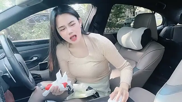 Snapshot of orla2021 chatting on 01-06-25, 06:47 orla2021 online show from 01-06-25, 06:47