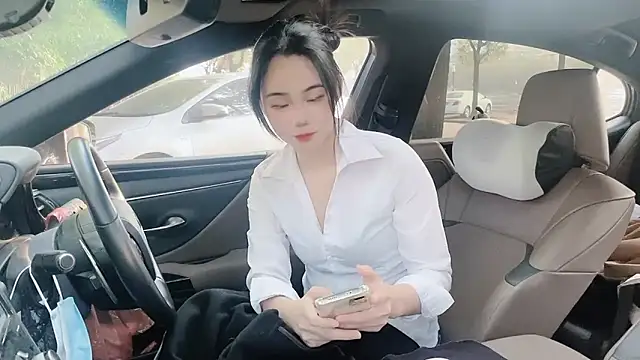 Snapshot of orla2021 chatting on 01-07-25, 12:13 orla2021 online show from 01-07-25, 12:13