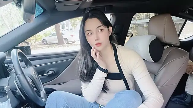 Snapshot of orla2021 chatting on 03-19-25, 01:43 orla2021 online show from 03-19-25, 01:43