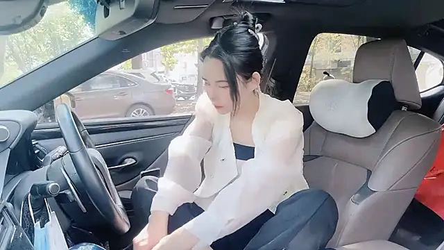 Snapshot of orla2021 chatting on 01-04-25, 04:01 orla2021 online show from 01-04-25, 04:01