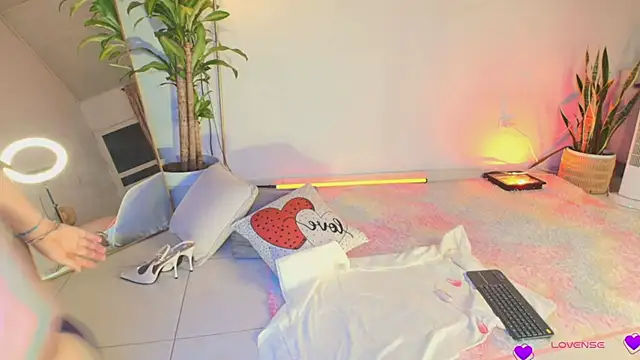 erotik lady online show from 03-17-26, 02:25