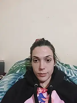 Snapshot of JoLeNe27 chatting on 03-12-26, 05:50 JoLeNe27 online show from 03-12-26, 05:50