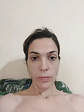 Snapshot of JoLeNe27 chatting on 03-27-26, 06:11 JoLeNe27 online show from 03-27-26, 06:11