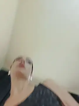 JoLeNe27 online show from 12-17-25, 07:02