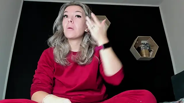 Snapshot of Alesys69 chatting on 11-01-25, 11:53 Alesys69 online show from 11-01-25, 11:53