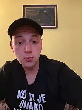 Snapshot of Flakka95 chatting on 02-22-25, 08:42 Flakka95 online show from 02-22-25, 08:42