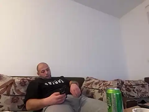 Flakka95 online show from 01-14-26, 01:20