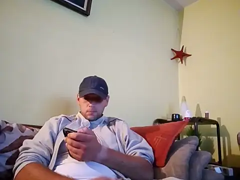 Snapshot of Flakka95 chatting on 10-01-25, 10:13 Flakka95 online show from 10-01-25, 10:13