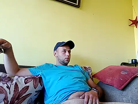 Snapshot of Flakka95 chatting on 10-04-25, 11:56 Flakka95 online show from 10-04-25, 11:56