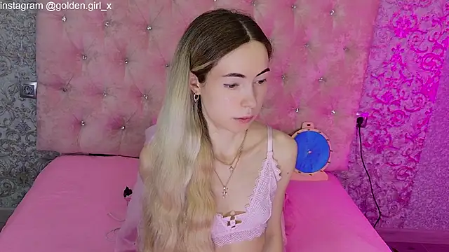 Akilla Queen online show from 03-20-26, 02:01