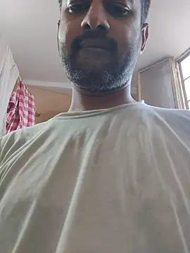 Snapshot of Rohit19997776 chatting on 06-18-26, 03:05 Rohit19997776 online show from 06-18-26, 03:05