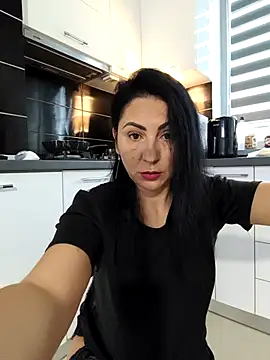 charrlote love online show from 10-08-25, 07:32