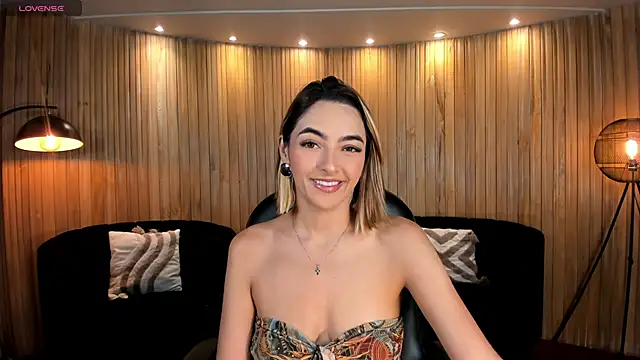 MelissaMoore  online show from 04-30-26, 10:00