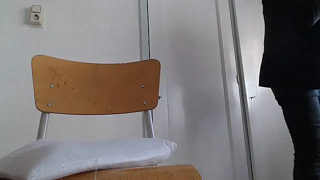 Snapshot of papiculo86 chatting on 02-14-25, 10:06 papiculo86 online show from 02-14-25, 10:06