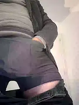 Snapshot of papiculo86 chatting on 12-26-24, 03:10 papiculo86 online show from 12-26-24, 03:10