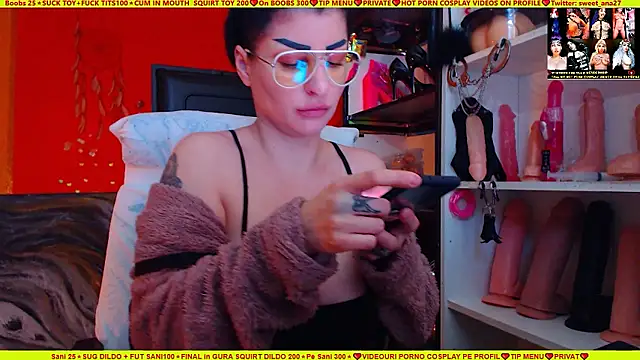 Snapshot of cuminmenowbbyx chatting on 01-11-26, 02:02 cuminmenowbbyx online show from 01-11-26, 02:02