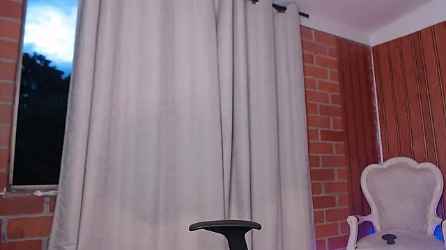 AGATHAA WHITE online show from 02-09-26, 11:08