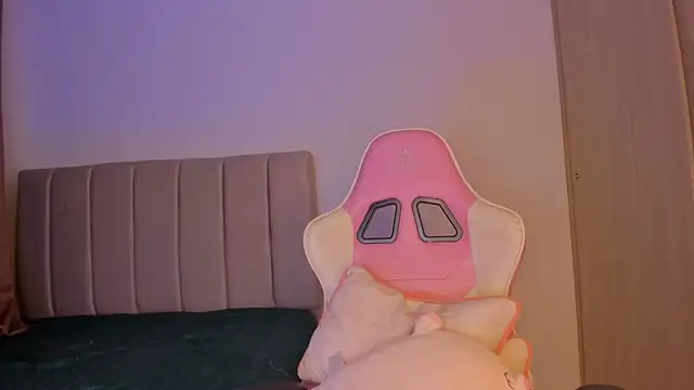 isa bunny online show from 02-20-26, 02:19