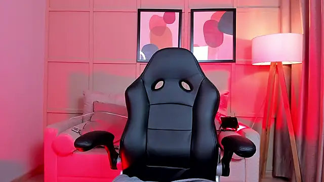 Sabrina Sabrock  online show from 11-16-25, 06:18