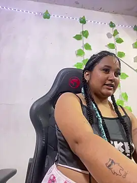 Snapshot of shayna_all chatting on 08-05-26, 12:48 shayna all online show from 08-05-26, 12:48