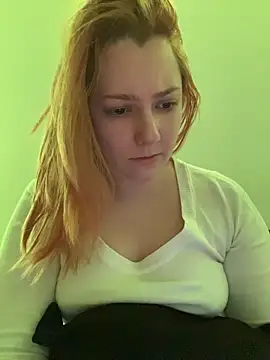 Snapshot of Patriciamoura69 chatting on 06-14-26, 09:49 Patriciamoura69 online show from 06-14-26, 09:49