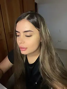 Snapshot of Miss_valeriaa chatting on 04-26-26, 10:18 Miss valeriaa online show from 04-26-26, 10:18