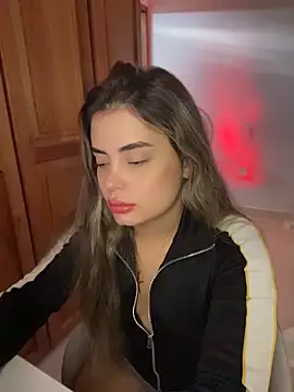 Snapshot of Miss_valeriaa chatting on 04-19-26, 10:01 Miss valeriaa online show from 04-19-26, 10:01