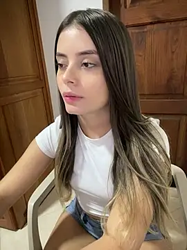 Miss valeriaa online show from 02-08-25, 12:38